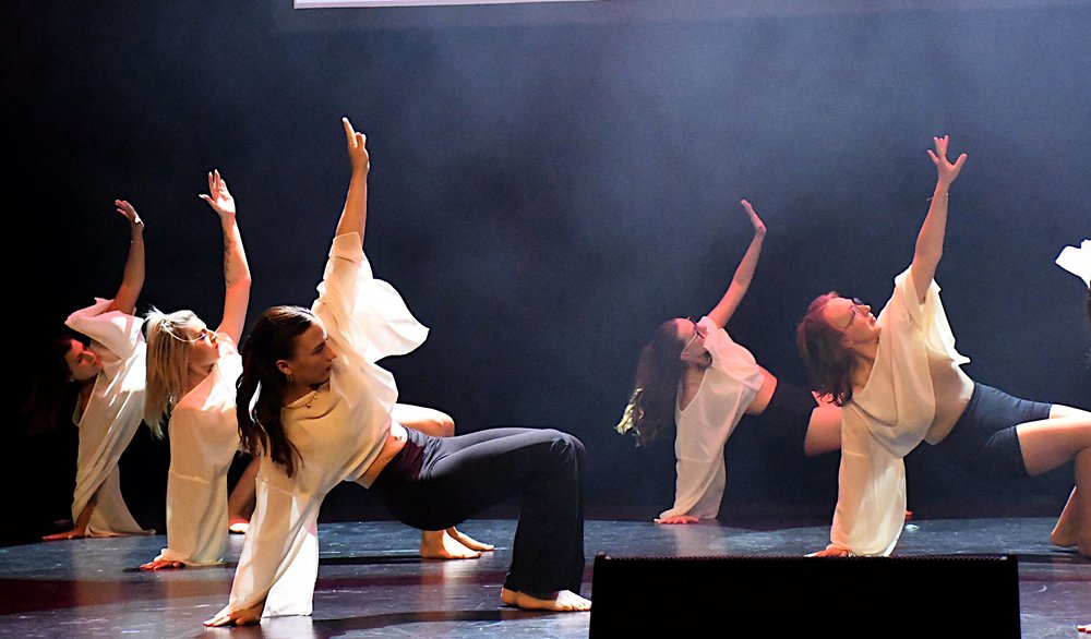 Danse moderne adulte Danse moderne adulte