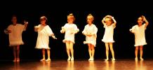 Baby danse au gala de danse classique le 1er juin 2025