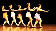 Danse classique de ados au gala de danse classique le 1er juin 2025 