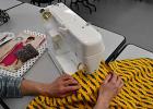 Atelier de couture au Club Fil en Aiguille