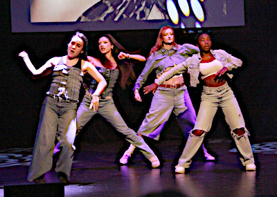 Danse street jazz 11 - 17 ans
